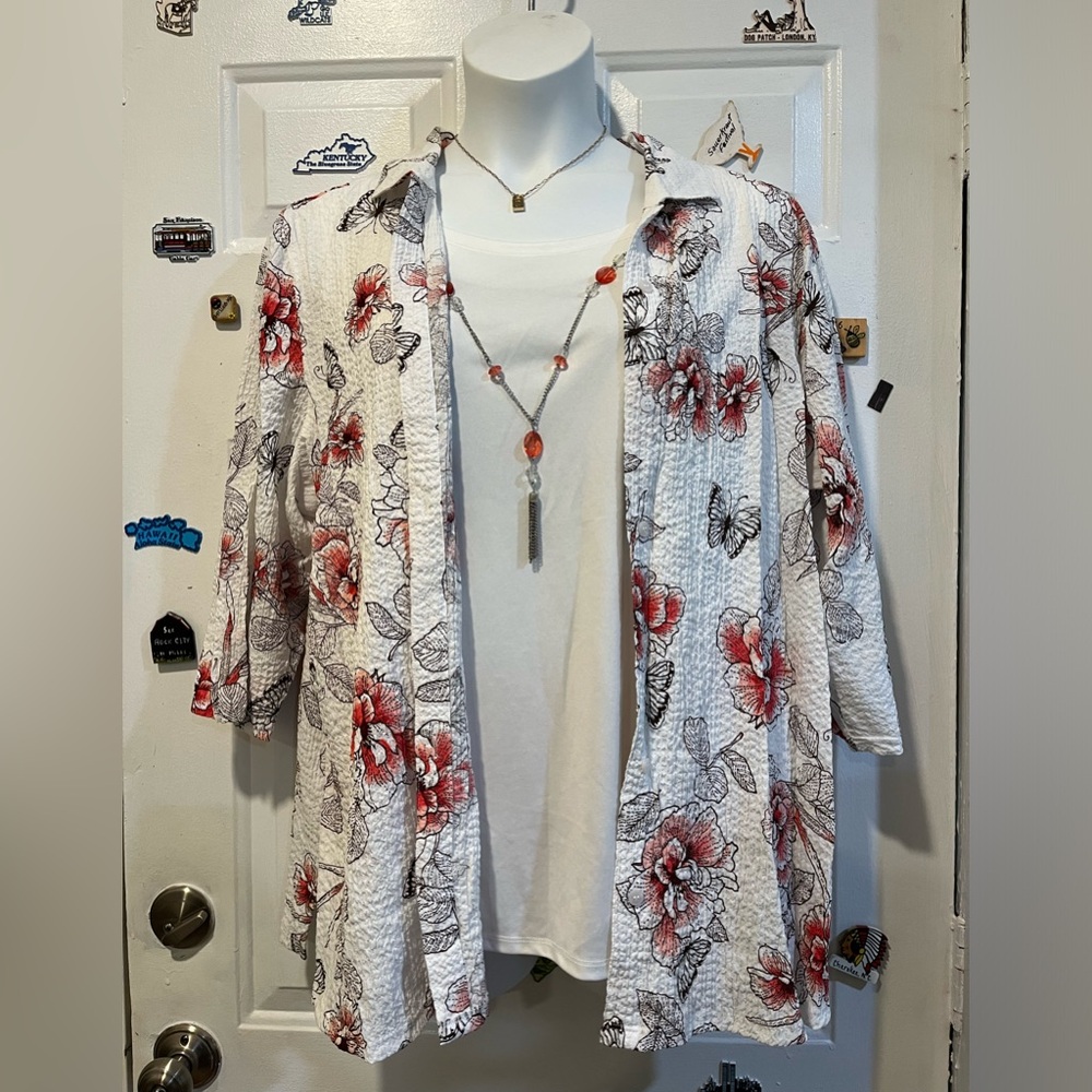 NWOT Croft & Barrow Multi-Wear Top